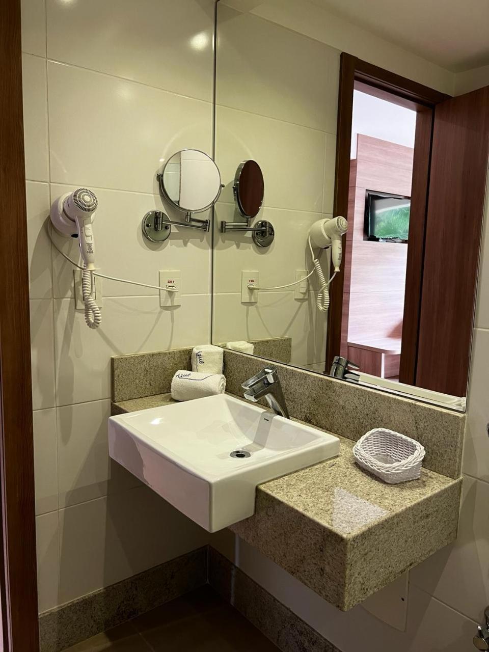 Vista Azul Apart Hotel - Vista Pinheiros Педра-Азул Экстерьер фото